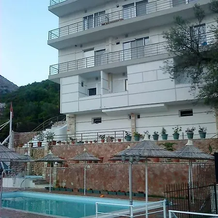 Kavalieri Hotel 2*