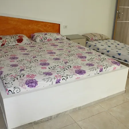 Kavalieri 3* בורש